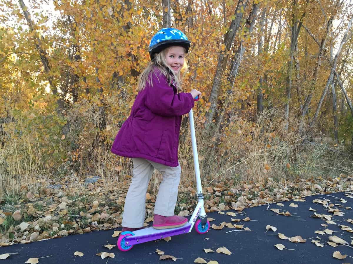 Razor Party Pop Kick Scooter Review A Sparkle of Genius