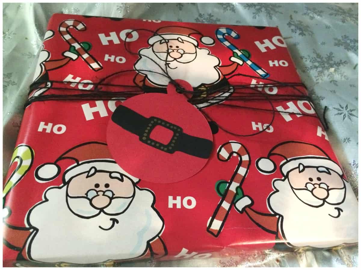 Make your own Santa Holiday Gift Tag - A Sparkle of Genius