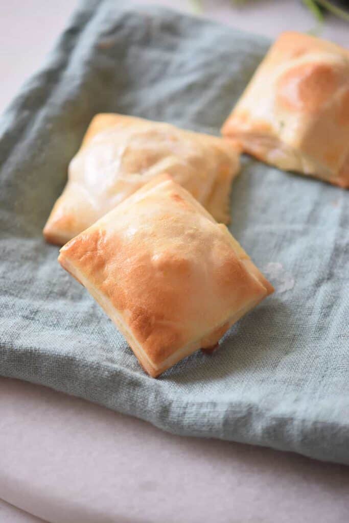 Puff and Cheese Bites A Sparkle of Genius