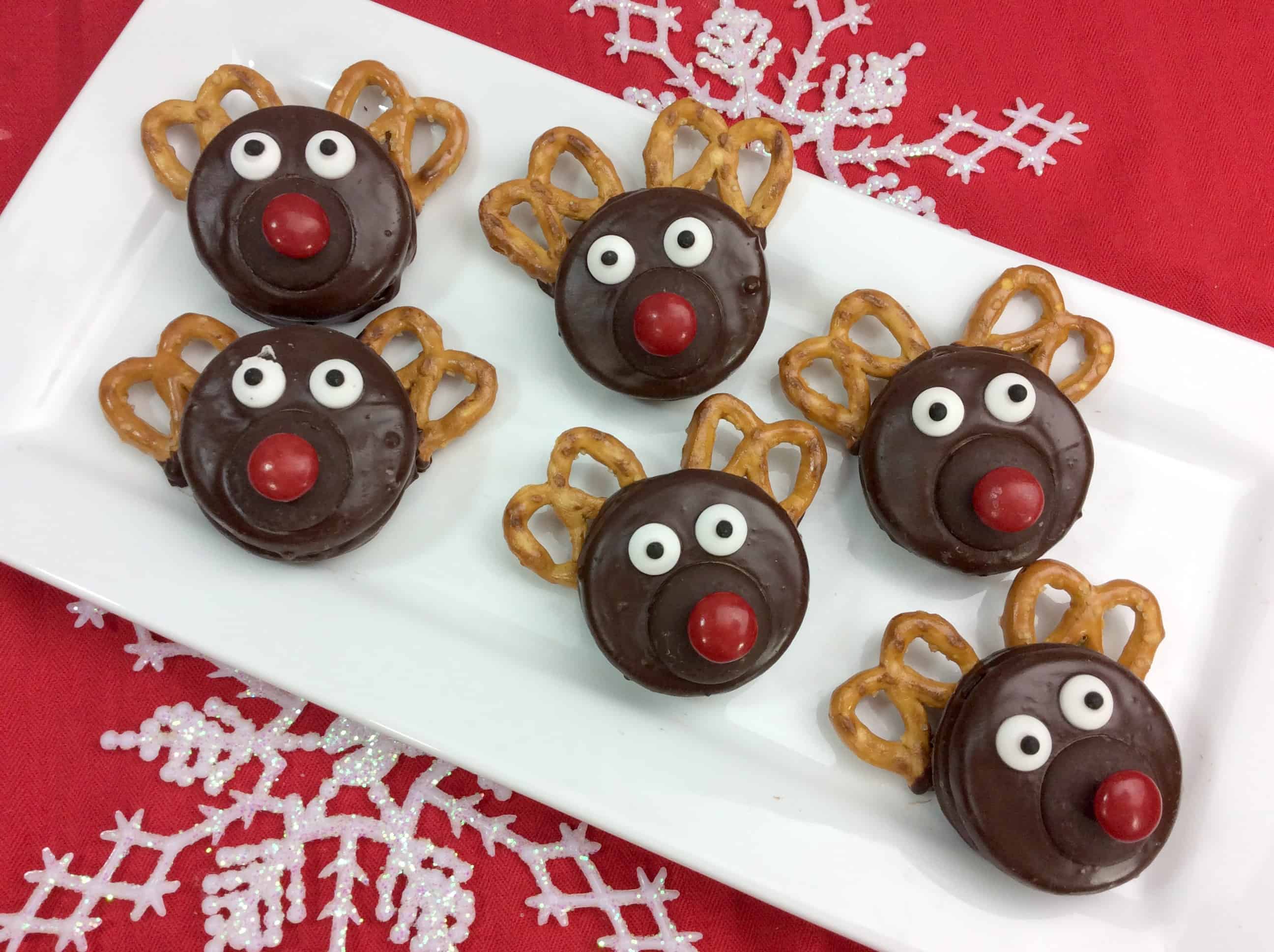 A close up of a cookies