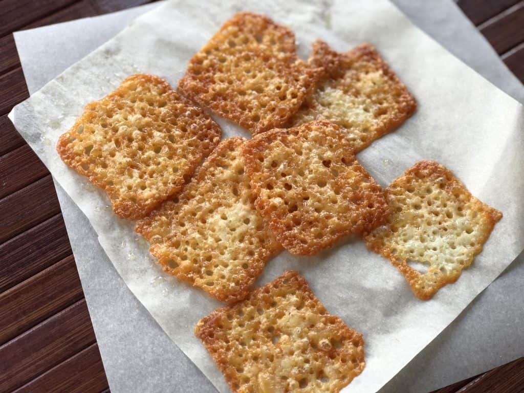 Keto Cheese Crisps Recipe Super Easy Jalapeno Bacon Cheese Crisp