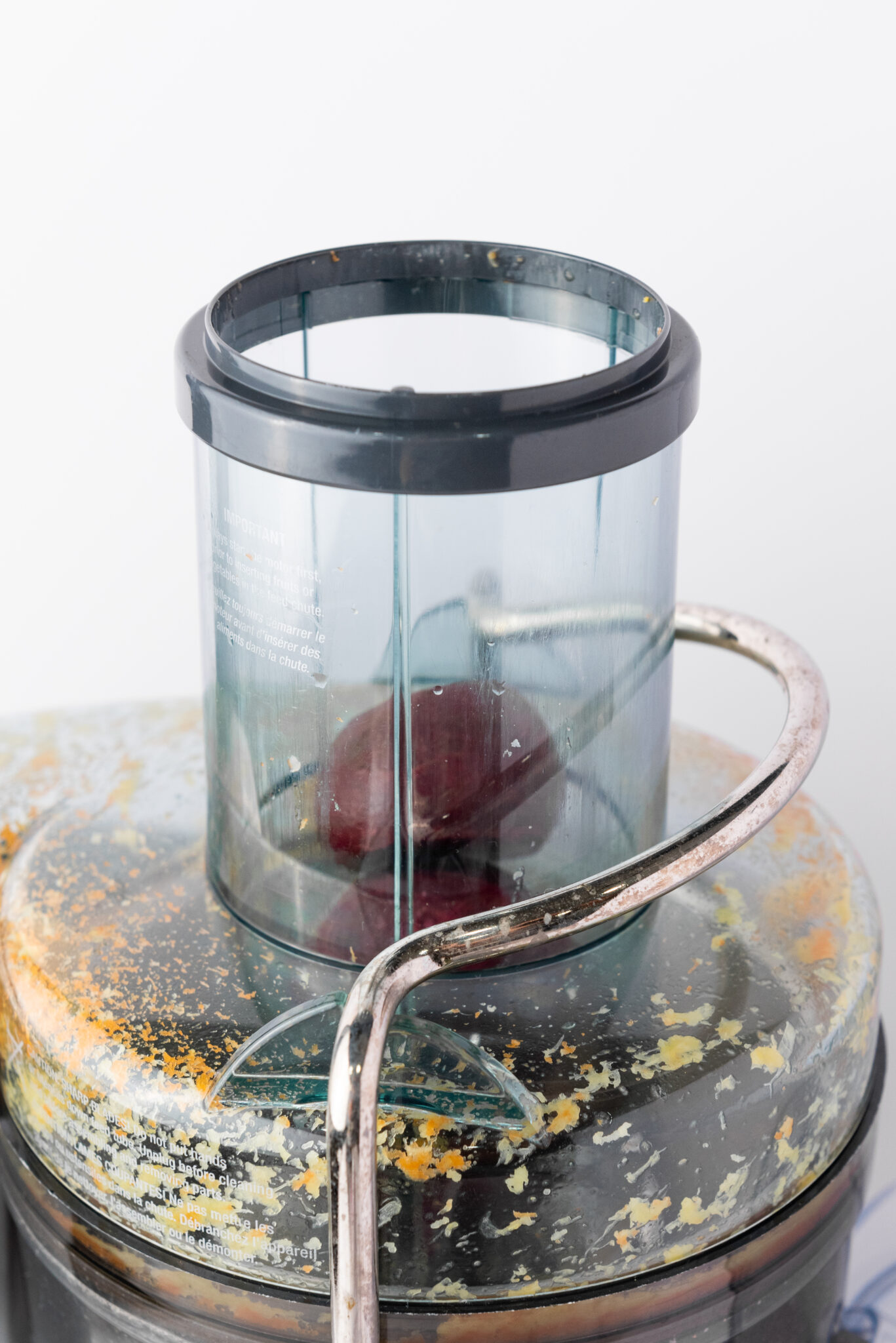adding beets to juicer
