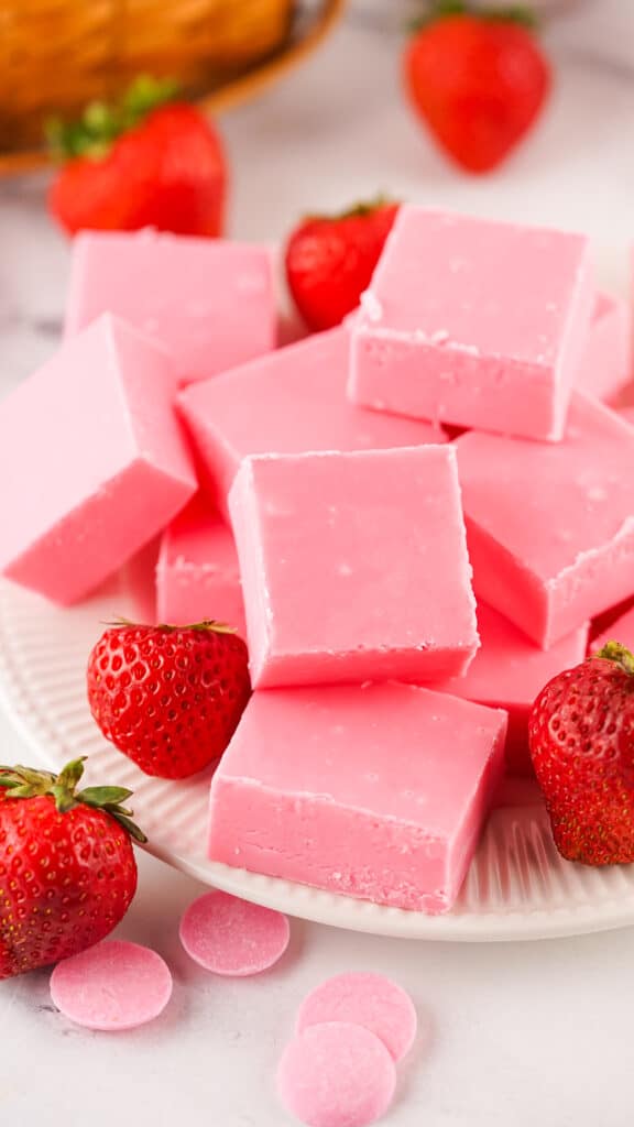 strawberry fudge on a plate
