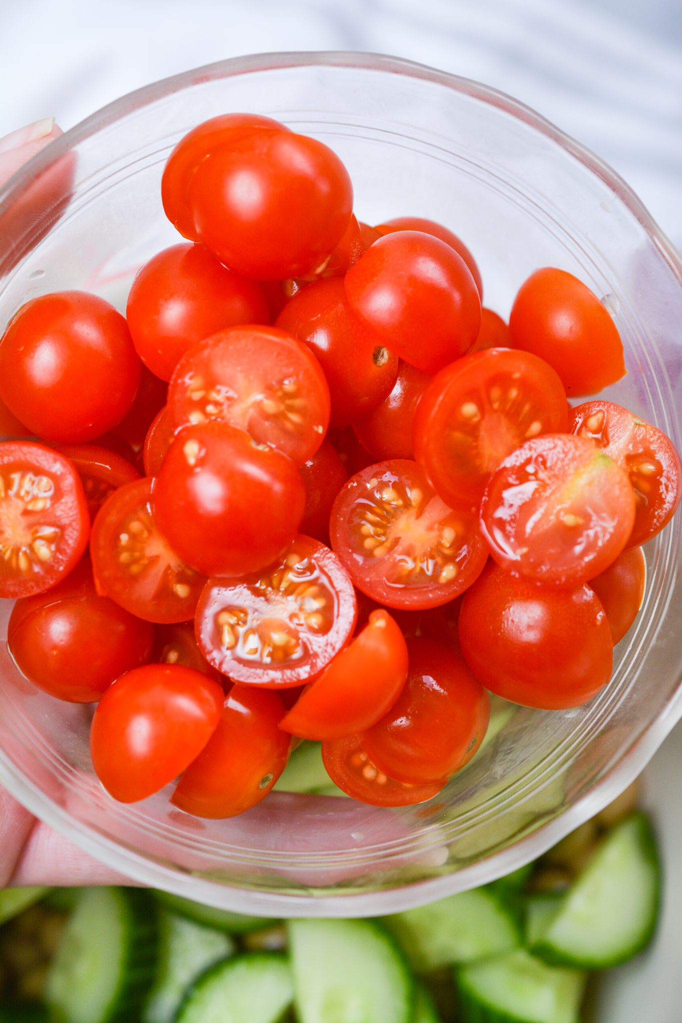 add tomatoes to salad