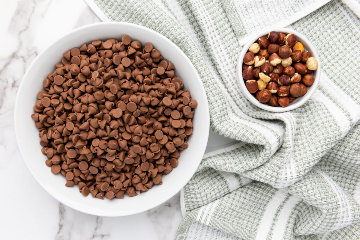 Chocolate Hazelnut Bark ingredients